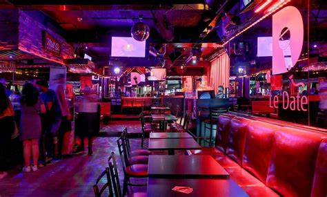 Best Montreal Gay Bars and LGBTQ Clubs